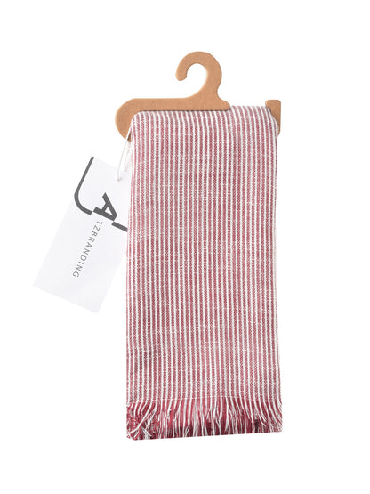 Model wearing Scarvii Lightweight Farmhouse Scarf outdoors with a casual outfit