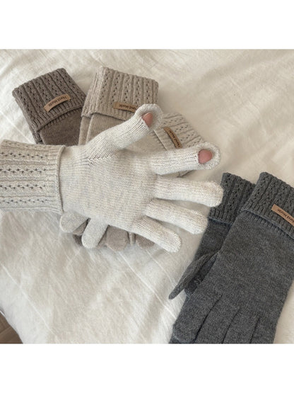 Gloving - Soft Knit Gloves with Touchscreen