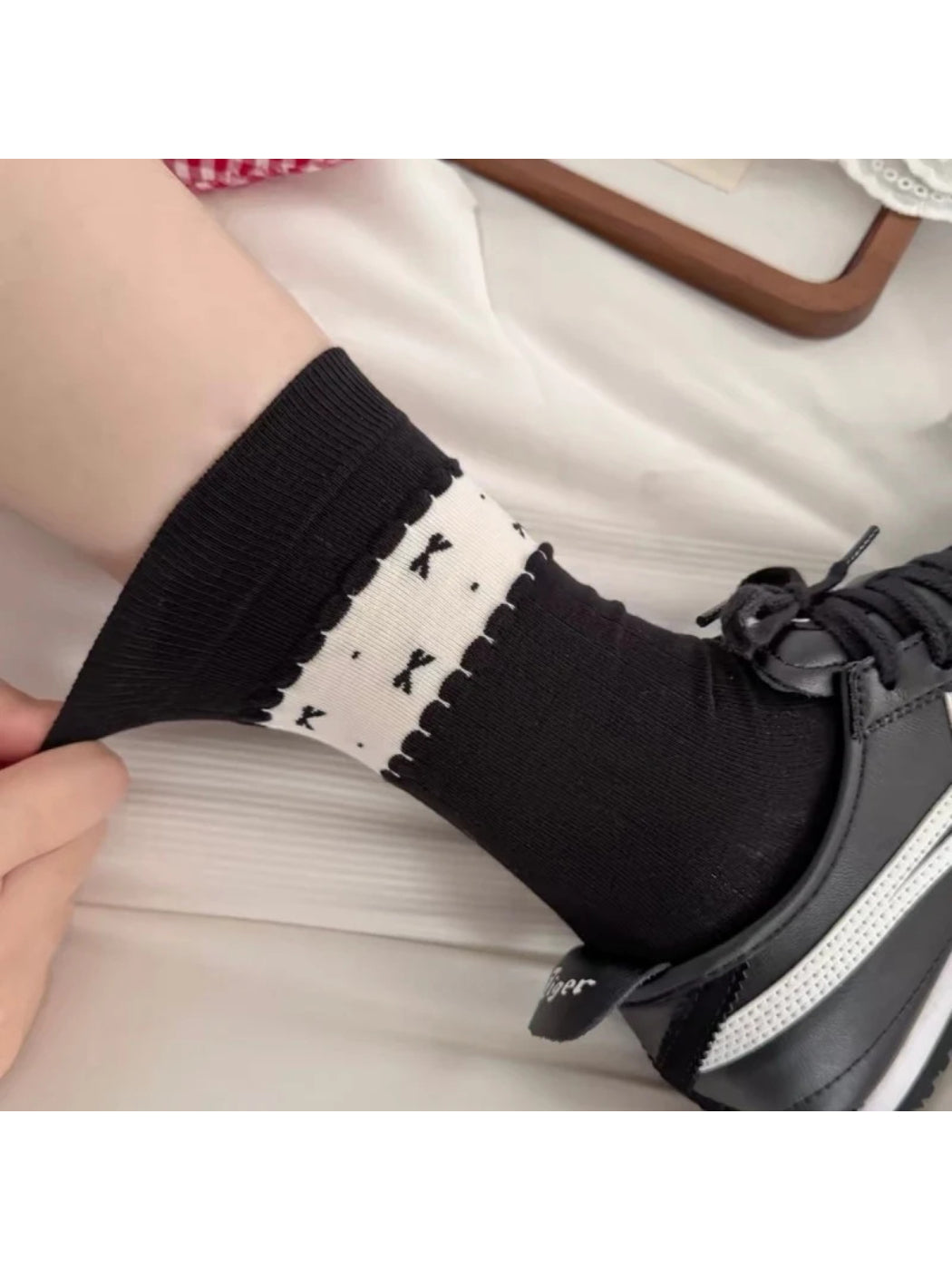 Rufia - Ribbed Cuff Trim Crew Socks