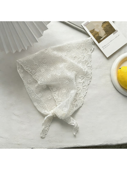 Scarvii - Floral Lace Embroidered Triangle Bandana