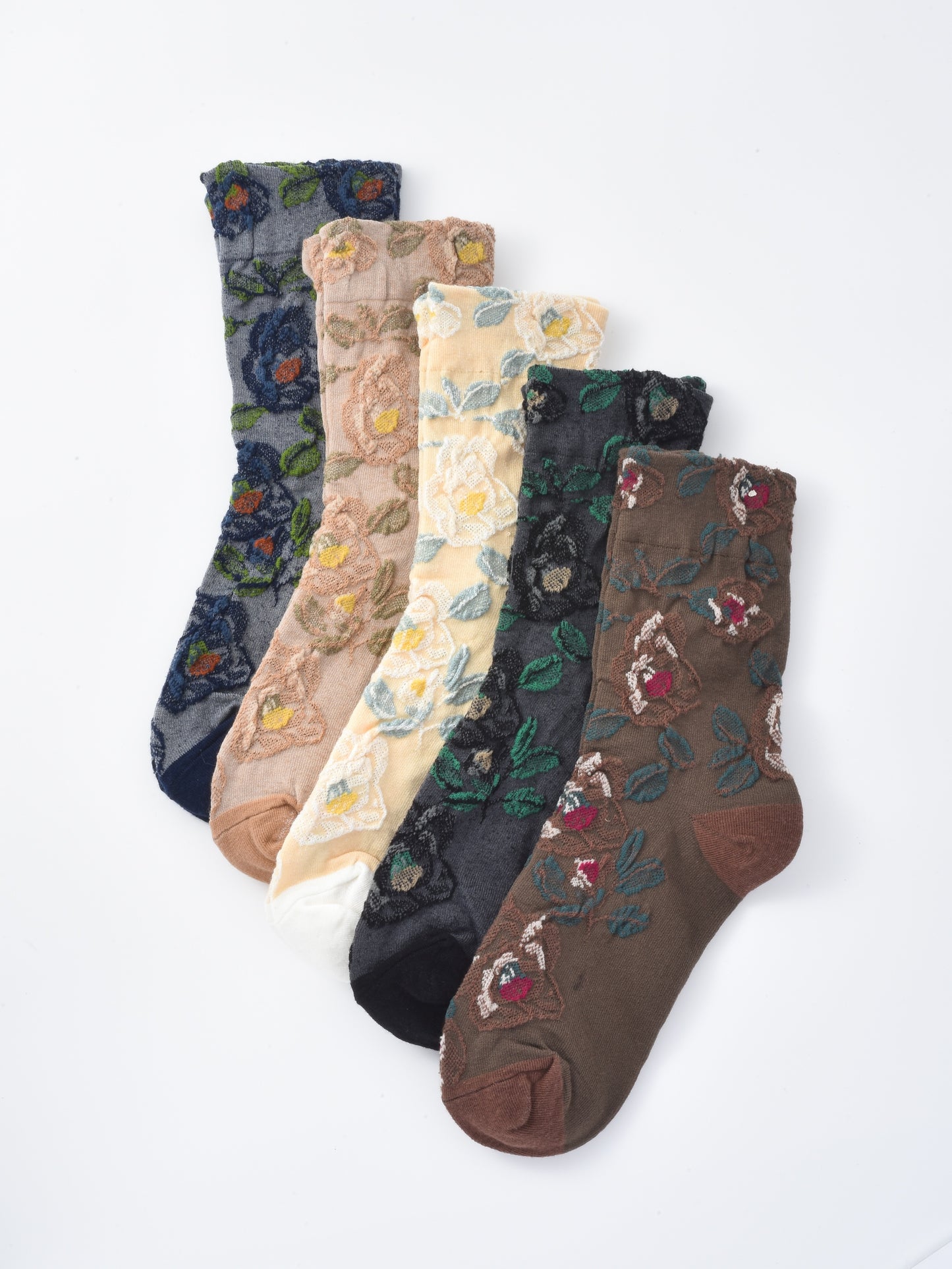 Rufia - Classic Rose Embroidery Crew Socks