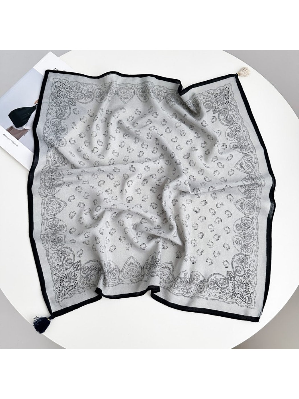 Scarvii - Classic Paisley Printed Tassel Square Scarf