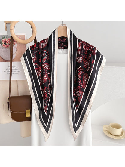 Scarvii Retro Paisley Triangle Scarf