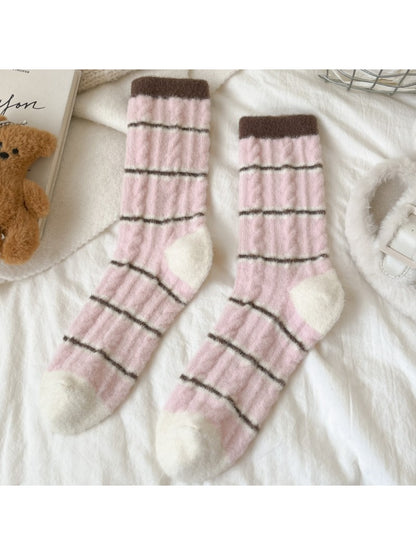 Rufia – Cozy Striped Crew Socks