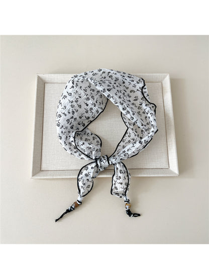 Scarvii - Retro Prin Bead Tip Triangular Scarf