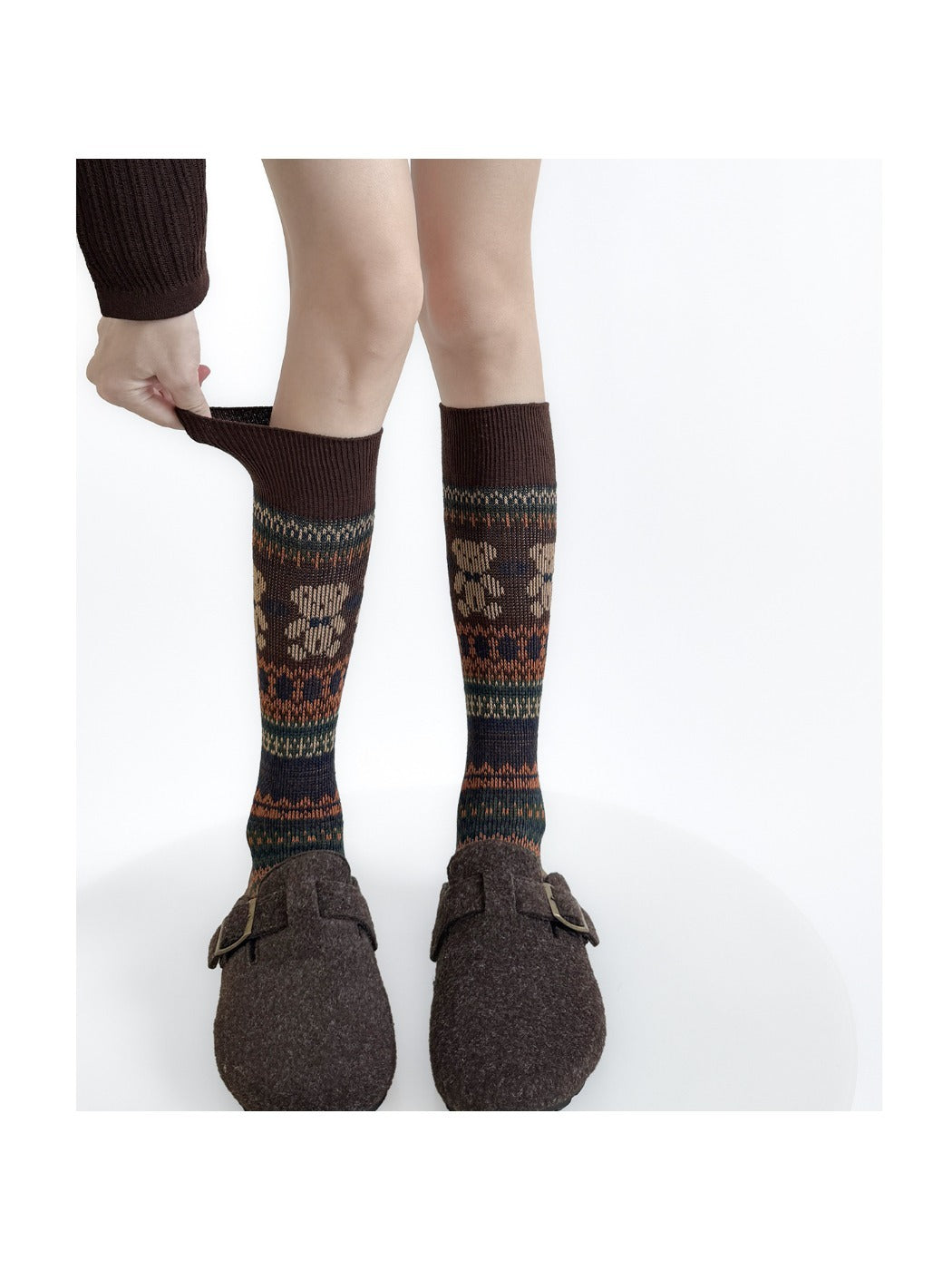 Rufia - Vintage Bear Pattern Mid-Calf Socks