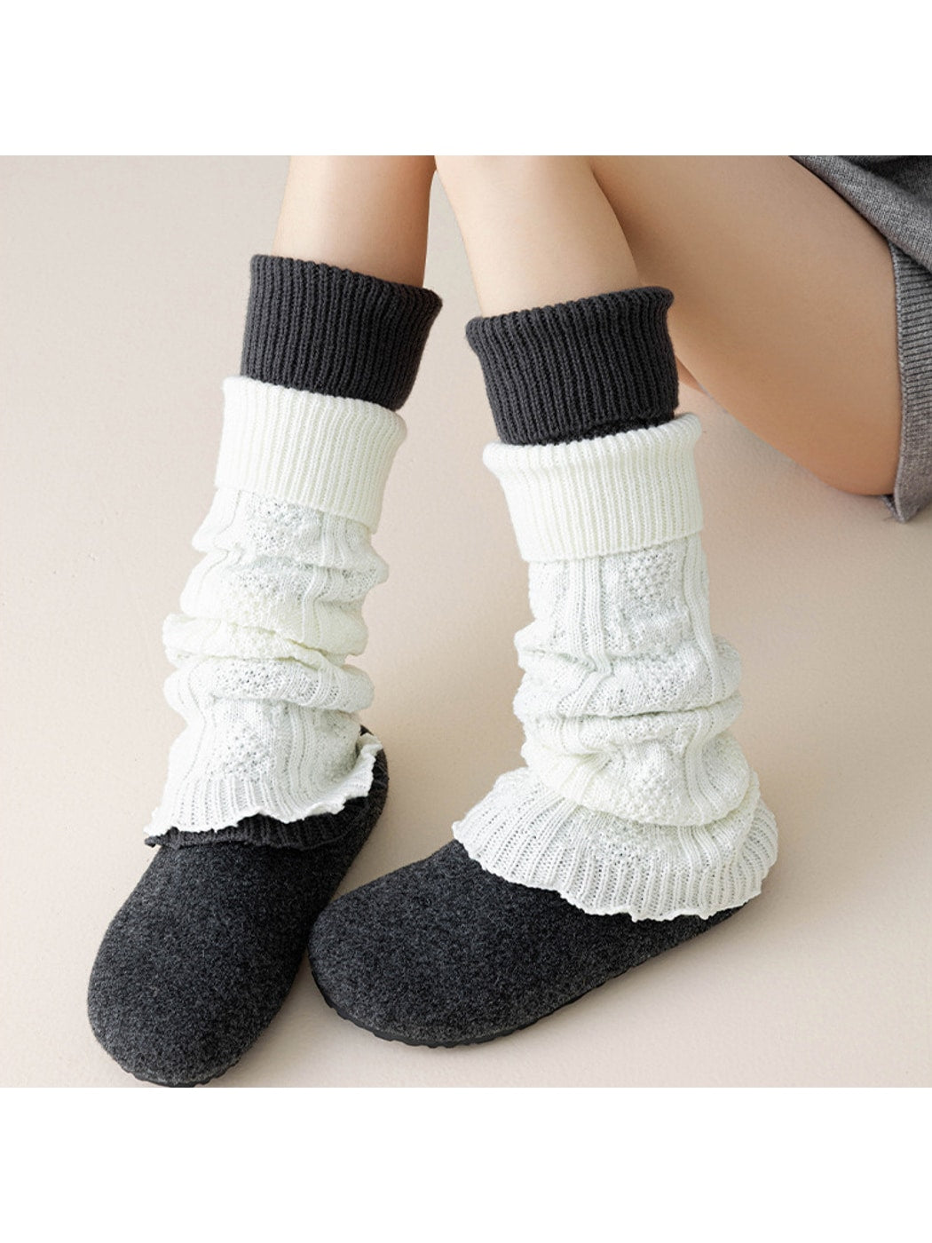 Cozyra - Textured Knit Ruffled Leg Warmers