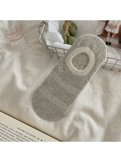Rufia - Flower Embroidery Striped Low Ankle Socks