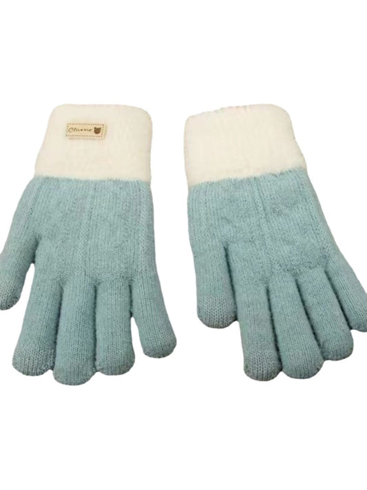 Gloving – Plush Knit Winter Gloves