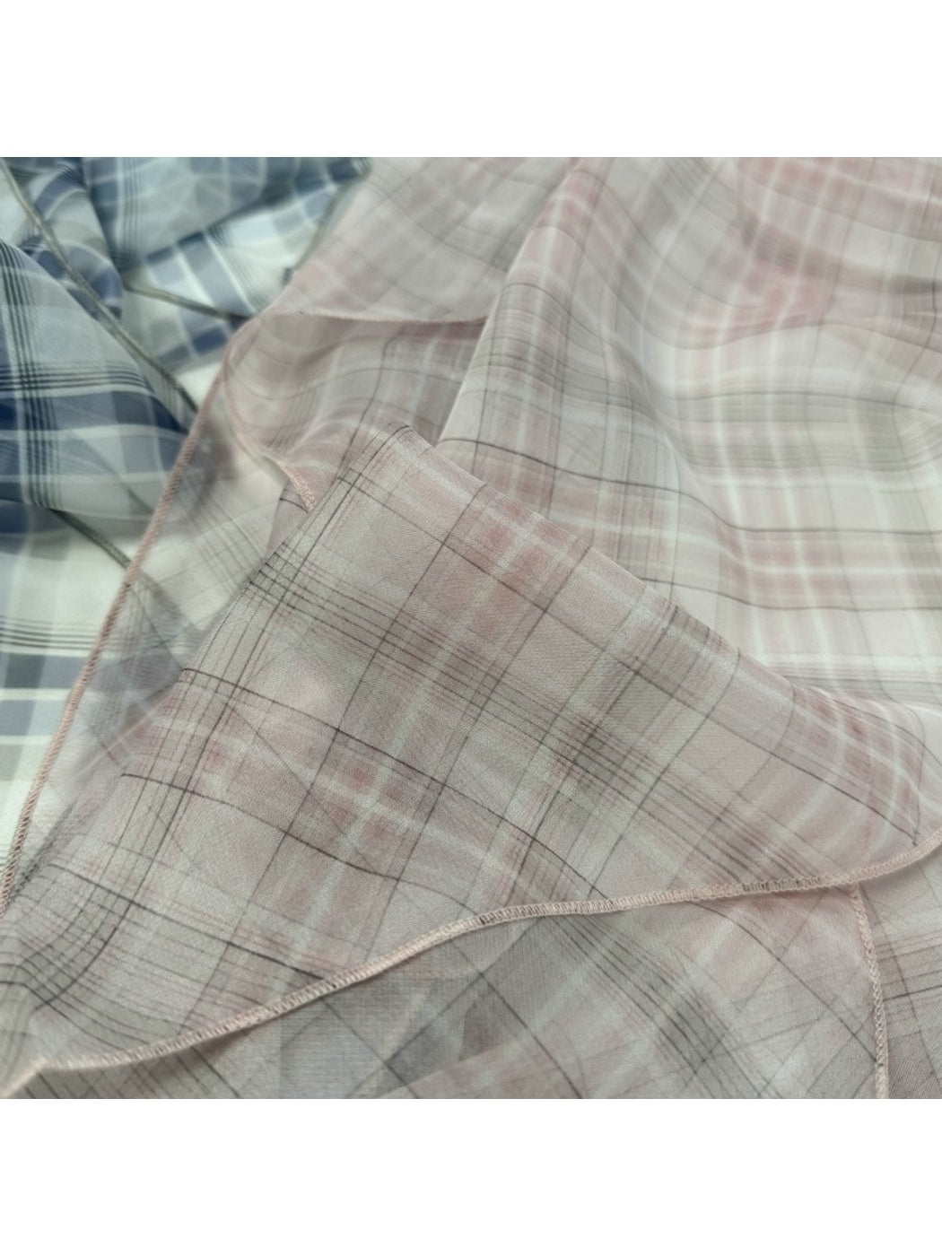 Scarvii - Simple Checked Decorative Scarf