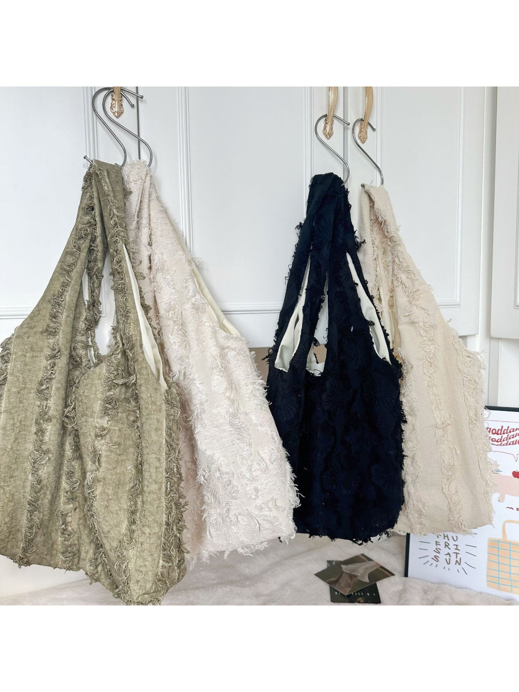 Cosbai - Elegant Soft Texture Shoulder Tote