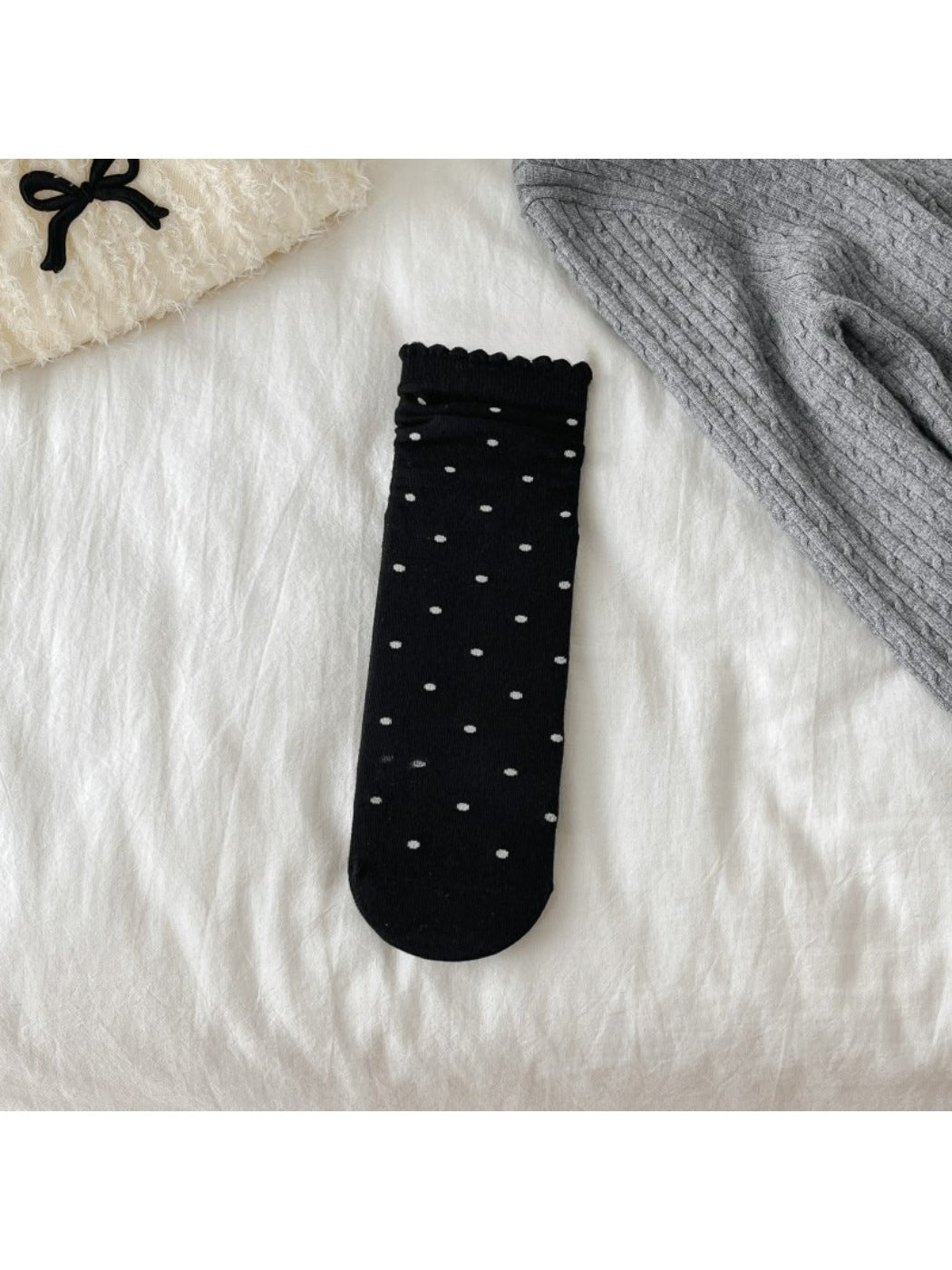 Rufia - Polka Dot Ruffle Edge Crew Socks product image 3