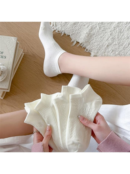Rufia - Simple White Ankle Casual Socks