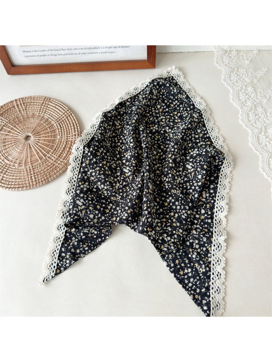 Scarvii - Ditsy Floral Lace Trim Triangle Scarf