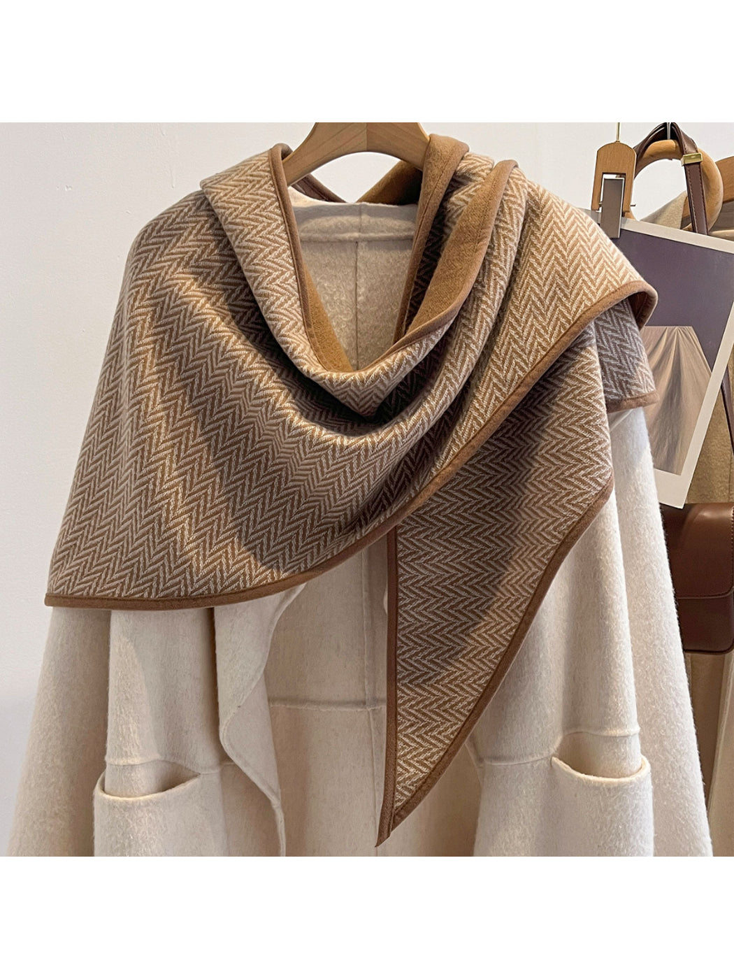 Scarvii - Herringbone Contrast Border Triangle Scarf
