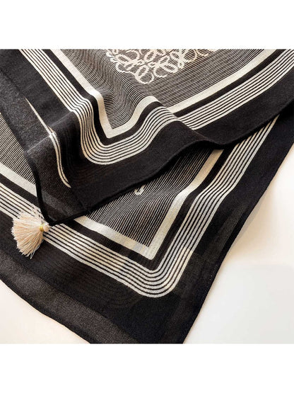 Scarvii - Elegant Gray Geometric Printed Square Scarf