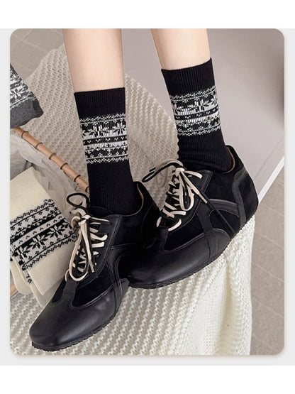 Rufia - Minimal Pattern Knit Crew Socks