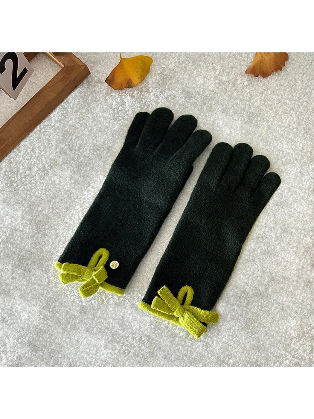Gloving - Bow Detail Fuzzy Touchscreen Gloves