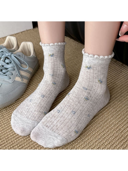 Rufia - Floral Heart Pattern Ballet Style Crew Socks