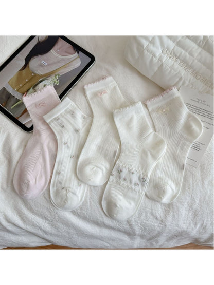 Rufia - Buttery Floral Bow Detail Casual Ankle Socks