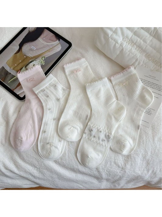 Rufia - Buttery Floral Bow Detail Casual Ankle Socks