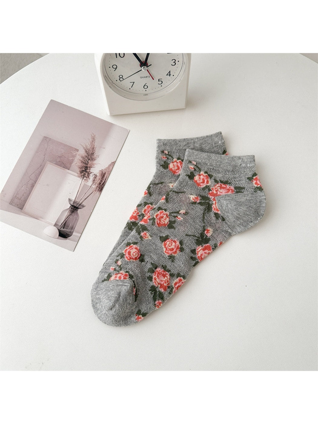 Rufia - Vintage Rose Pattern Ankle Socks