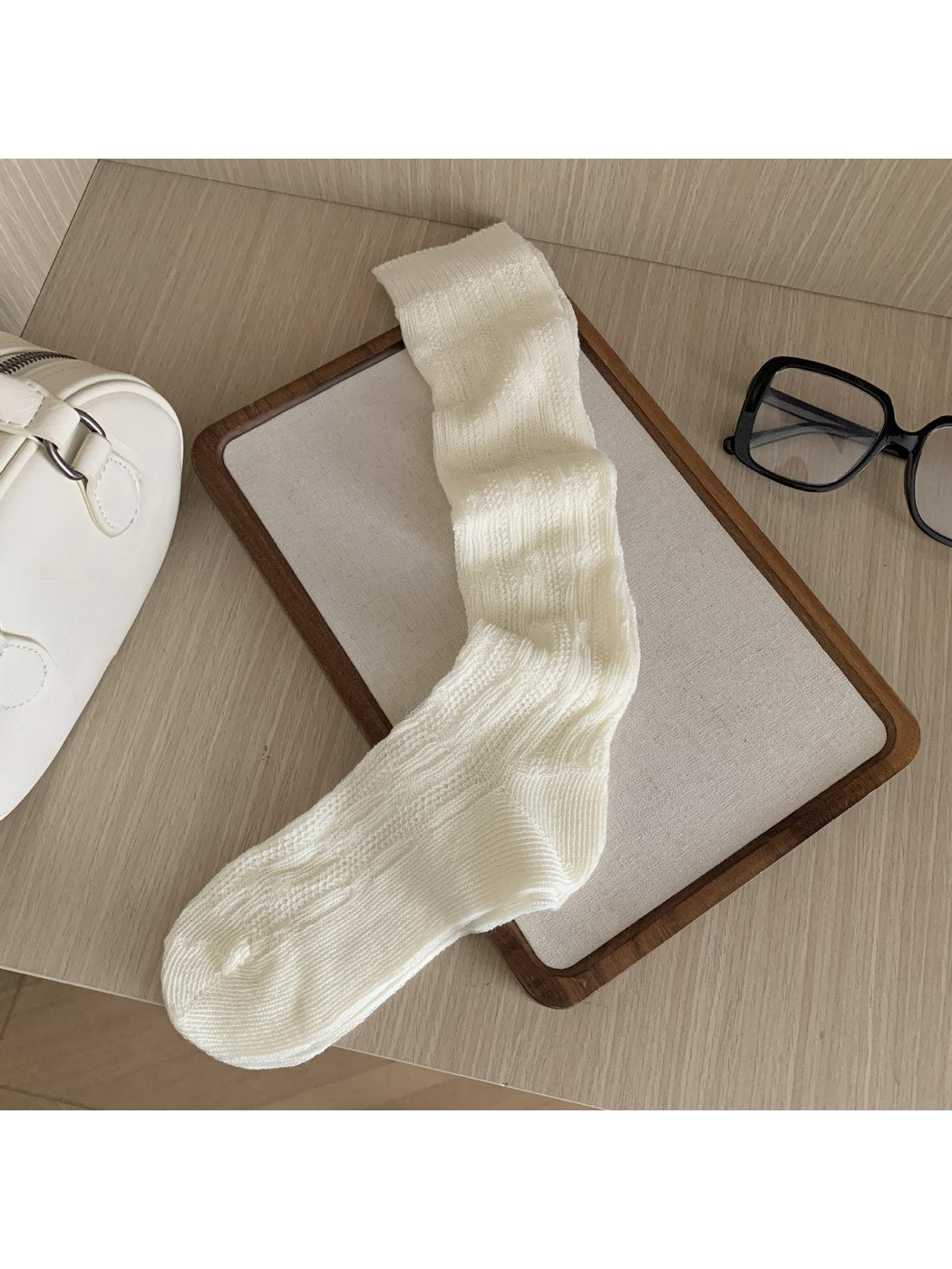 Rufia - Simple Style Solid Color Ribbed Knee High Socks