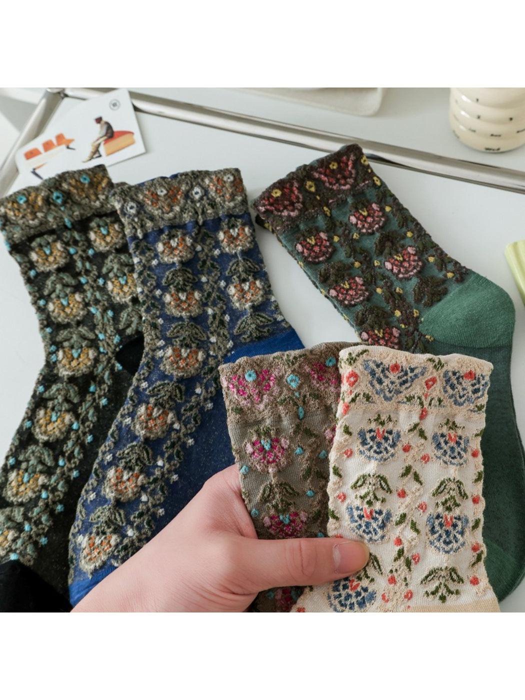 Rufia - Raised Floral Texture Crew Socks