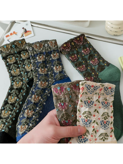Rufia - Raised Floral Texture Crew Socks
