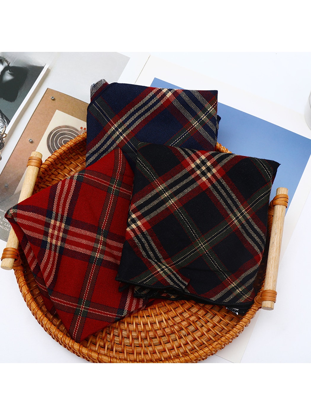 Scarvii - Classic Plaid Everyday Triangle Bandana