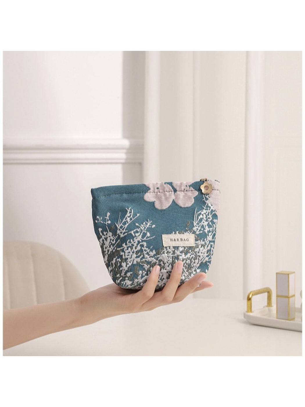 Cosbai - Jacquard Floral Cosmetic Bag