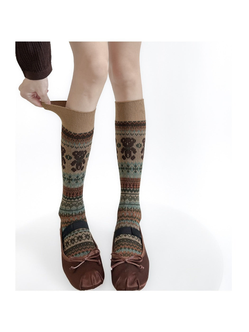 Rufia - Vintage Bear Pattern Mid-Calf Socks