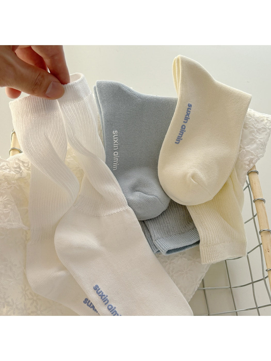 Rufia - Minimal Style Solid Color Crew Socks