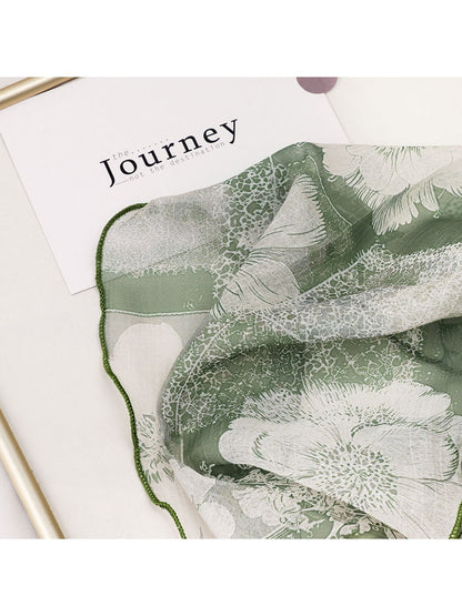 Scarvii - Fashion Print Diamond Shaped Scarf