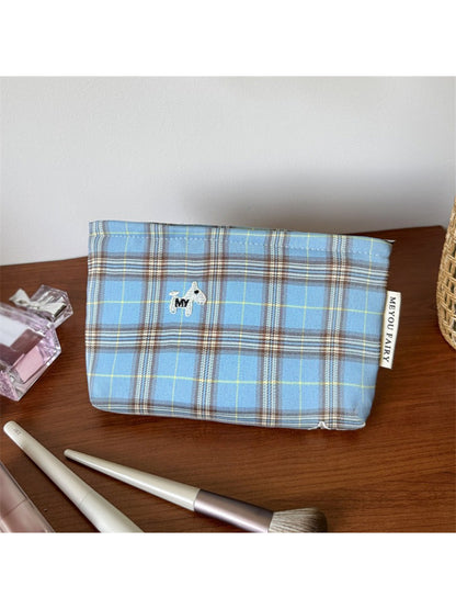 Cosbai Classic Plaid Travel Cosmetic Pouch hanging from a hook by its loop