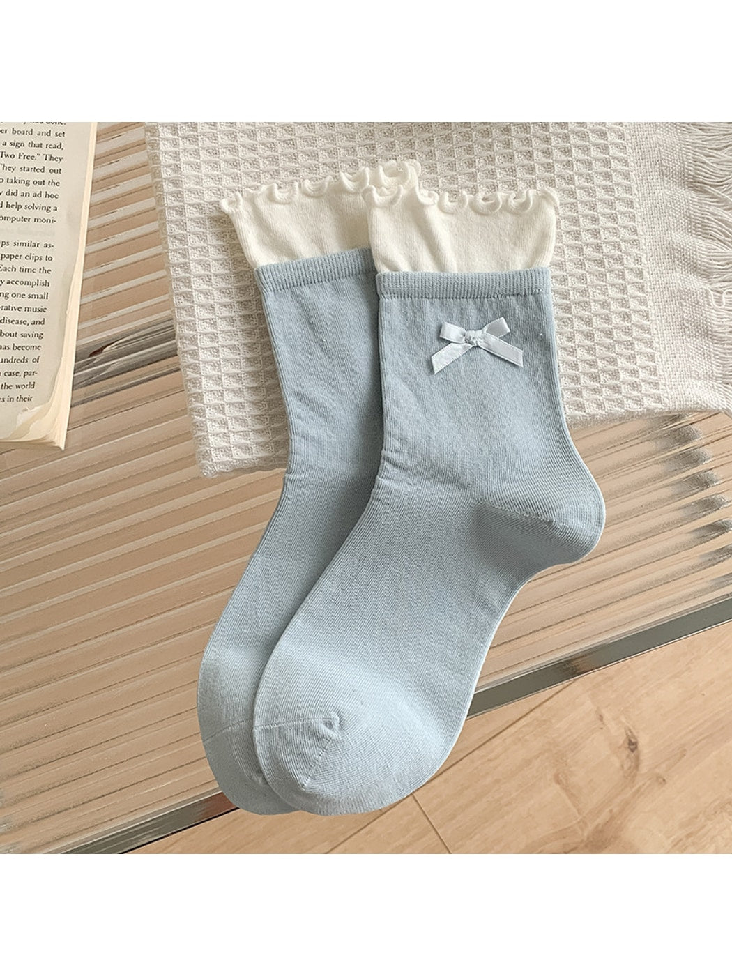 Rufia - Bow Detail Ruffle Trim Crew Socks