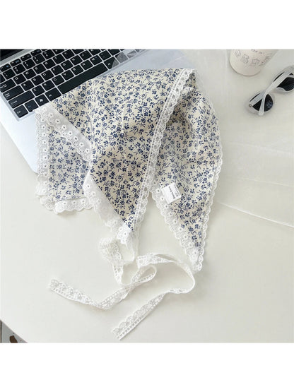 Scarvii - Lace-Trim Patchwork Triangle Scarf