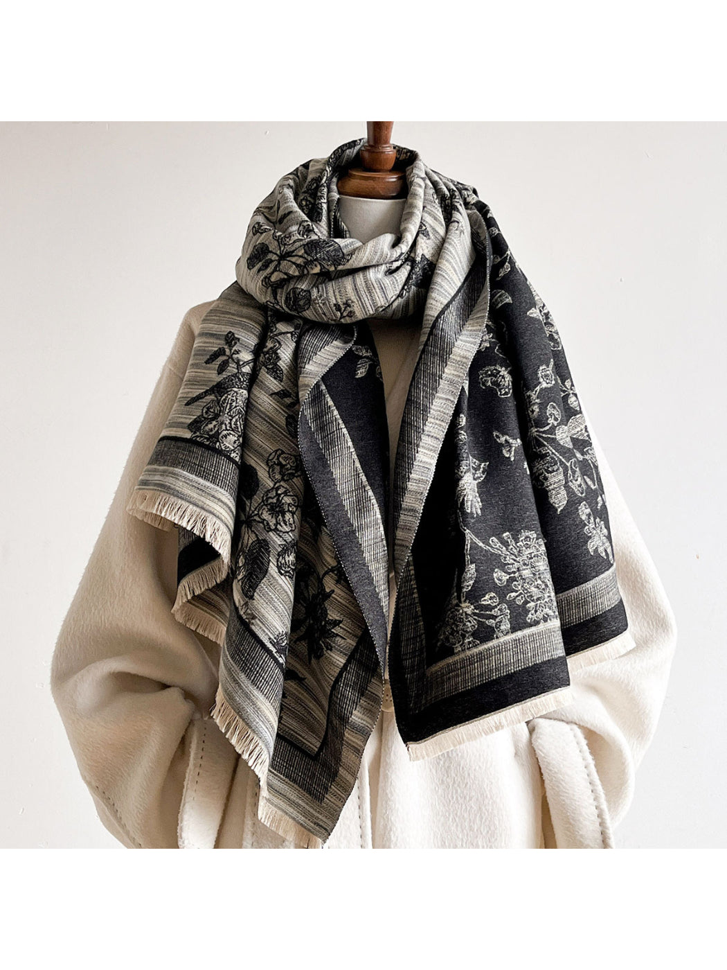 Scarvii - Bird Floral Pattern Textured Scarf