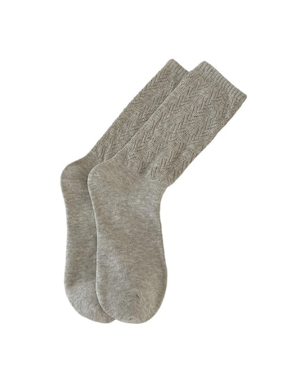 Rufia - Minimalist Chevron Textured Socks