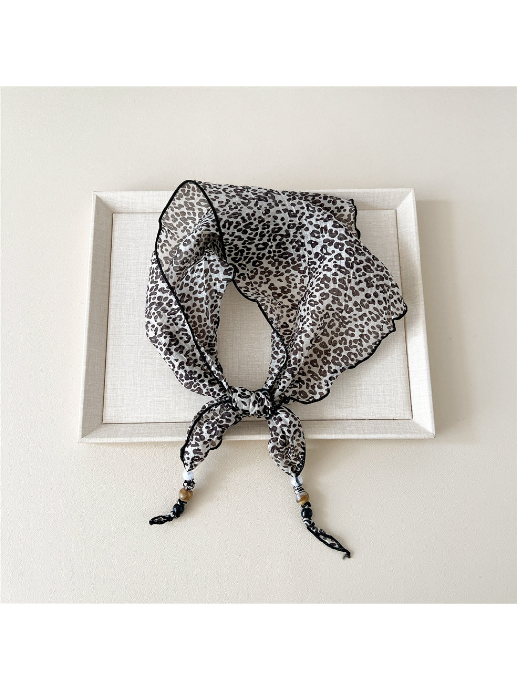 Scarvii - Retro Prin Bead Tip Triangular Scarf