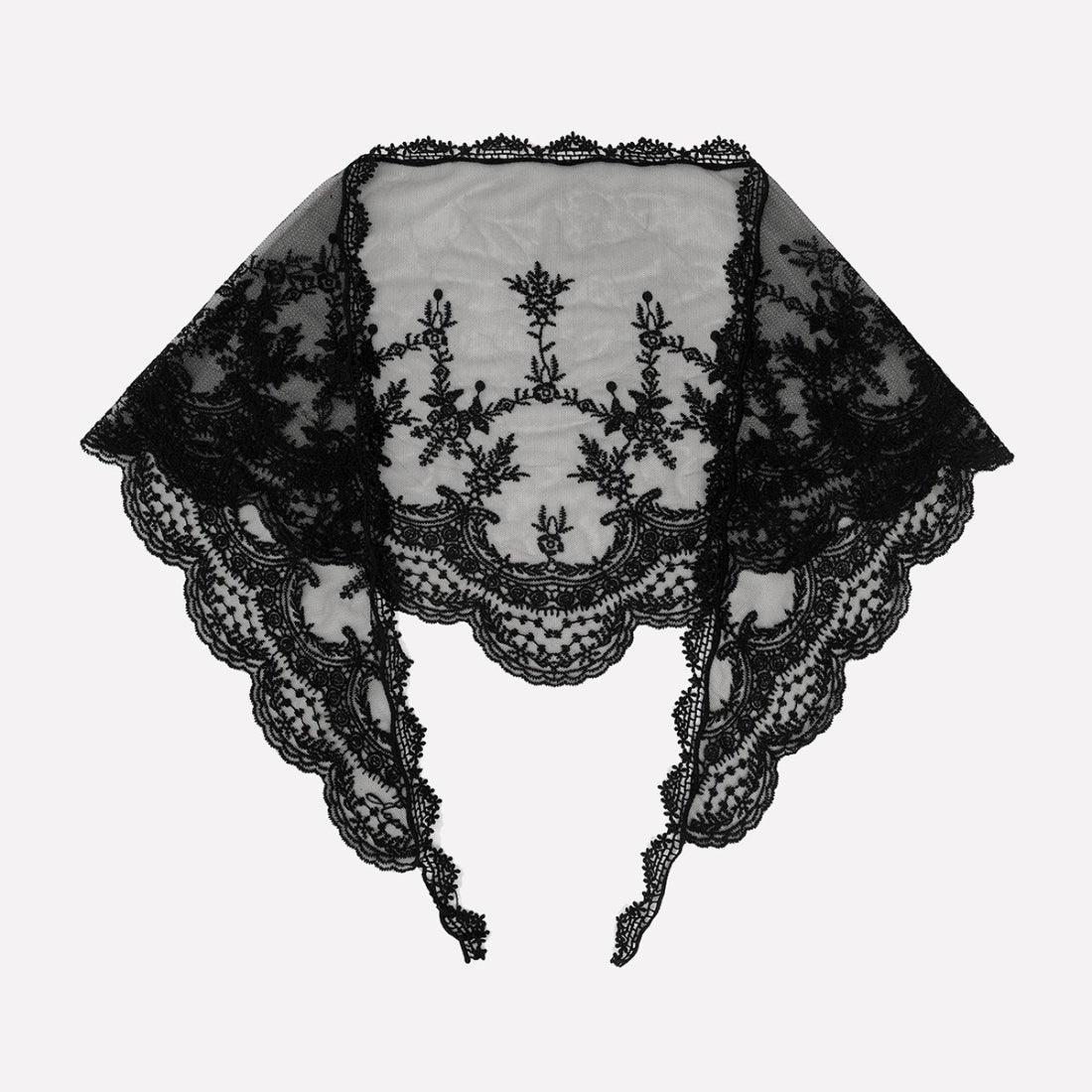 Close-up of intricate baroque lace pattern on Haila triangle veil scarf