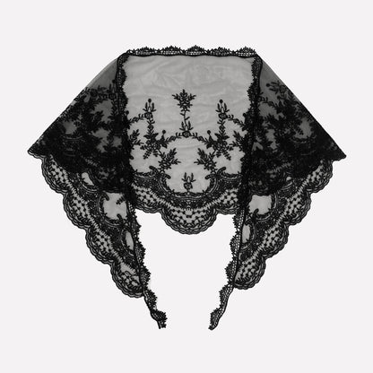 Close-up of intricate baroque lace pattern on Haila triangle veil scarf