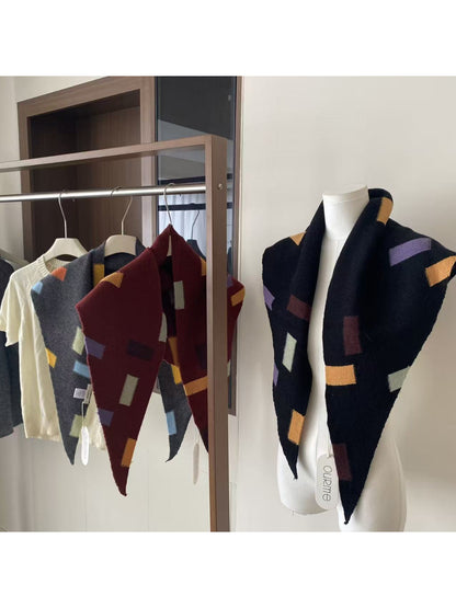 Scarvii - Geometric Block Triangle Knit Scarf