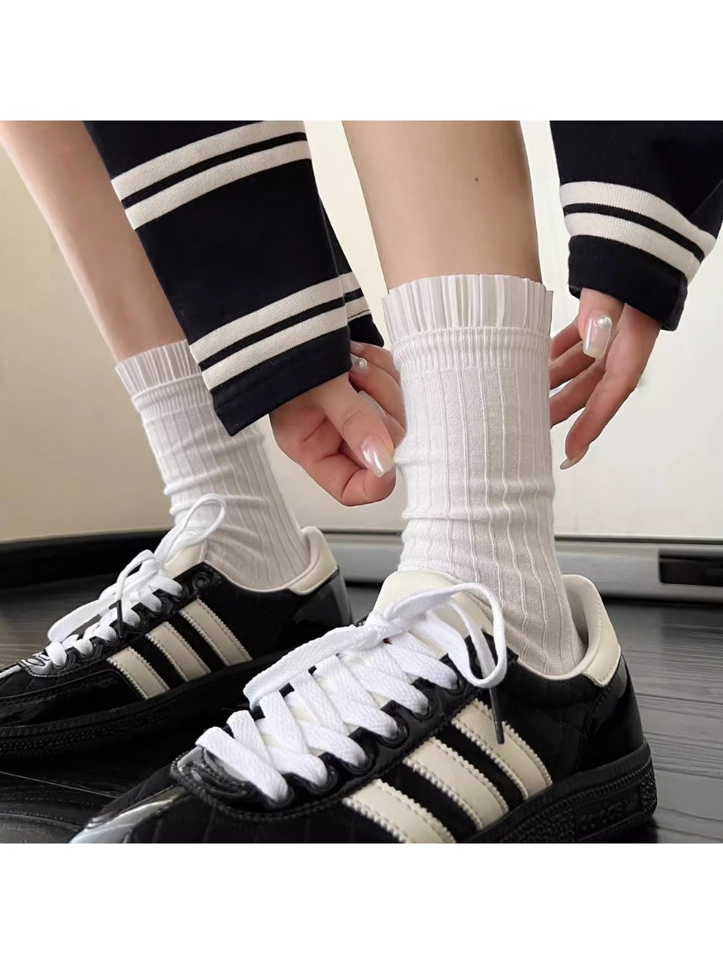 Rufia - Sweet Style Ribbed Detail Crew Socks