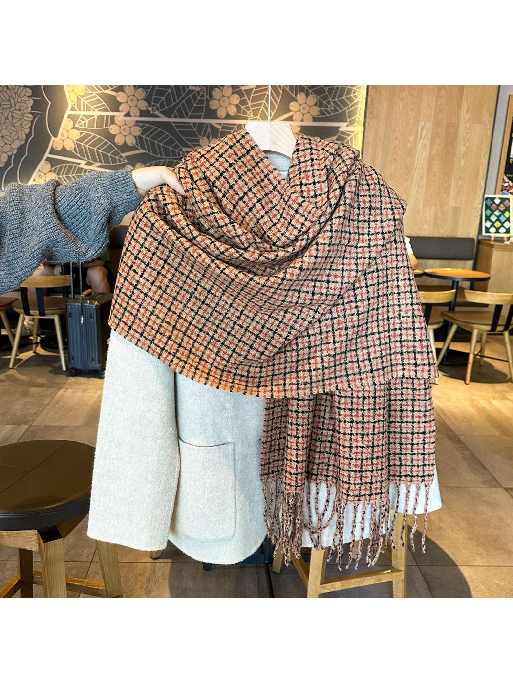 Scarvii - Textured Plaid Fringed Winter Scarf