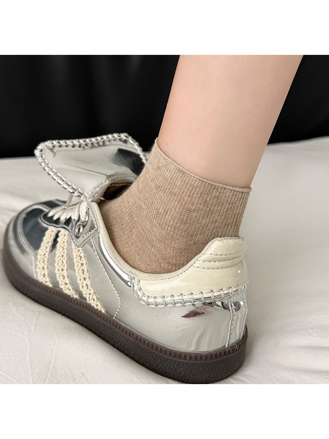 Rufia - Elegant Solid Women's Ankle Socks