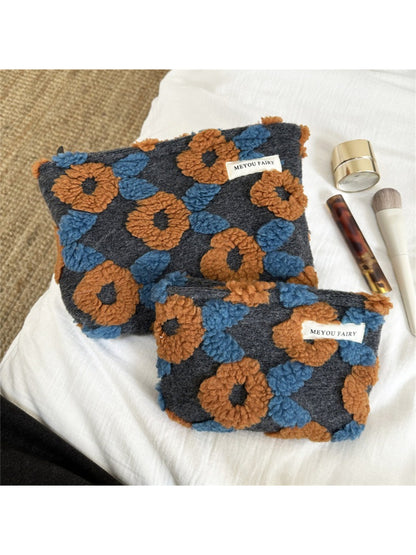 Cosbai - Plush Retro Flower Pouch