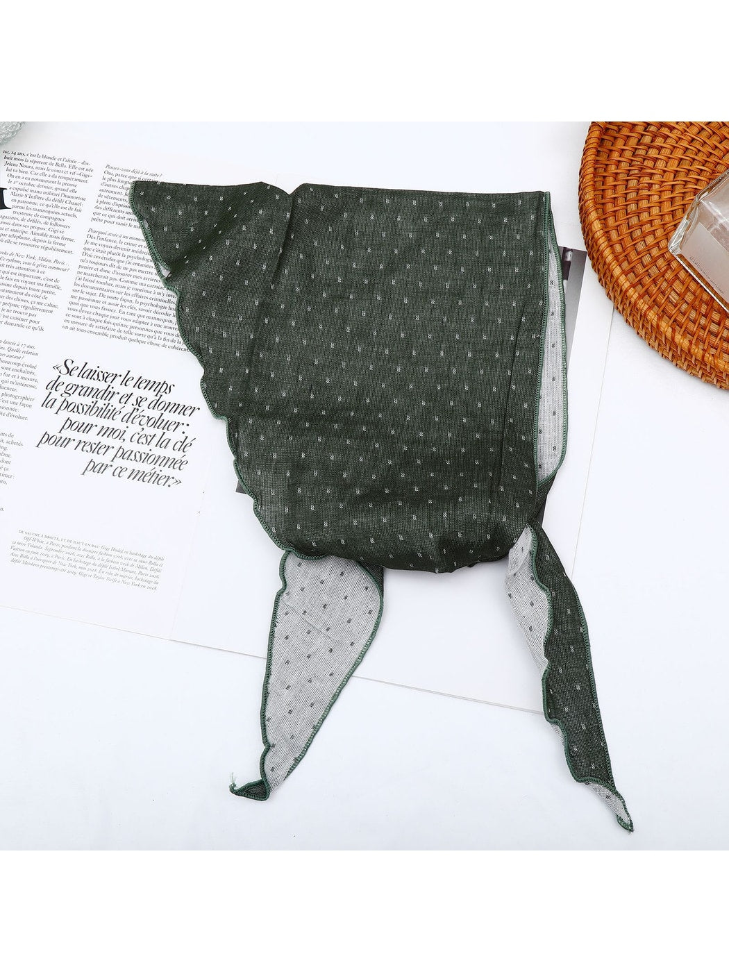 Scarvii - Dotted Scallop Edge Minimal Triangle Bandana