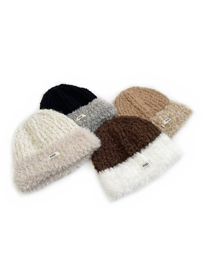 Haila – Fuzzy Contrast Trim Beanie