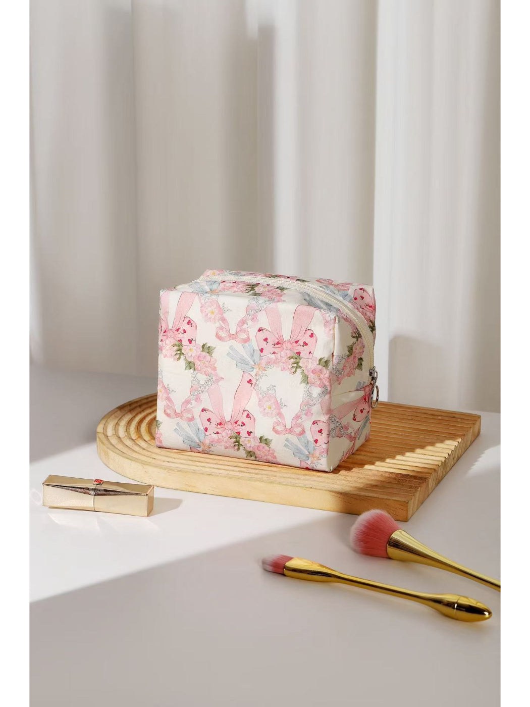 Cosbai - Bow Wreath Cosmetic Bag